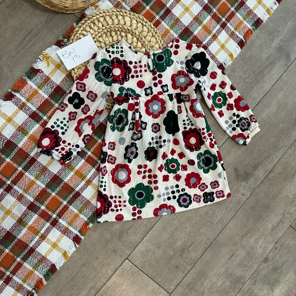 Y2K Children’s Place Girl Christmas Satiny Hippy Floral Dress Size 24 Months - Picture 10 of 15